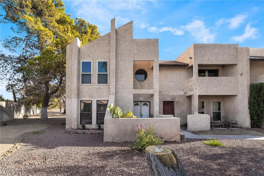 3929 Torrey Pines, Las Vegas, NV 89103