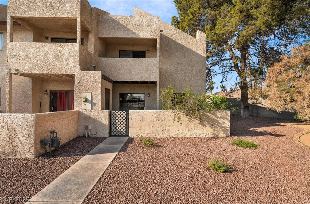 3929 Torrey Pines, Las Vegas, NV 89103