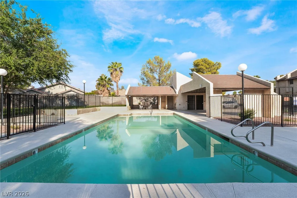 3929 Torrey Pines, Las Vegas, NV 89103