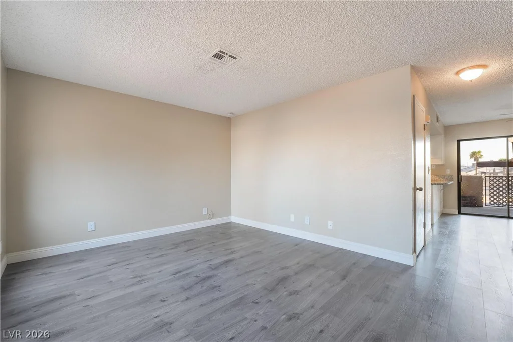 3929 Torrey Pines, Las Vegas, NV 89103