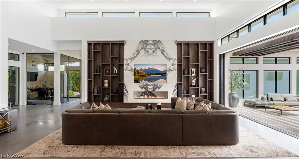 69 Olympia Canyon, Las Vegas, NV 89141