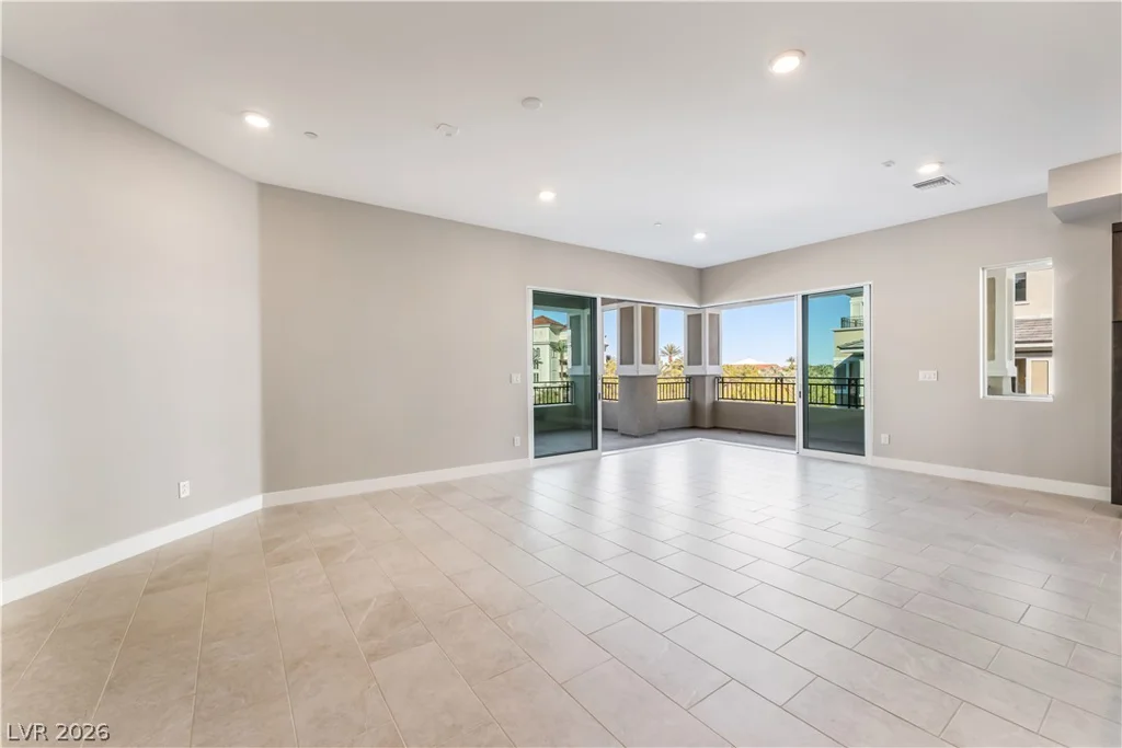 9132 Las Manaitas, Las Vegas, NV 89144