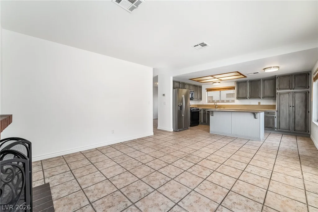 4767 Beaconsfield, Las Vegas, NV 89147