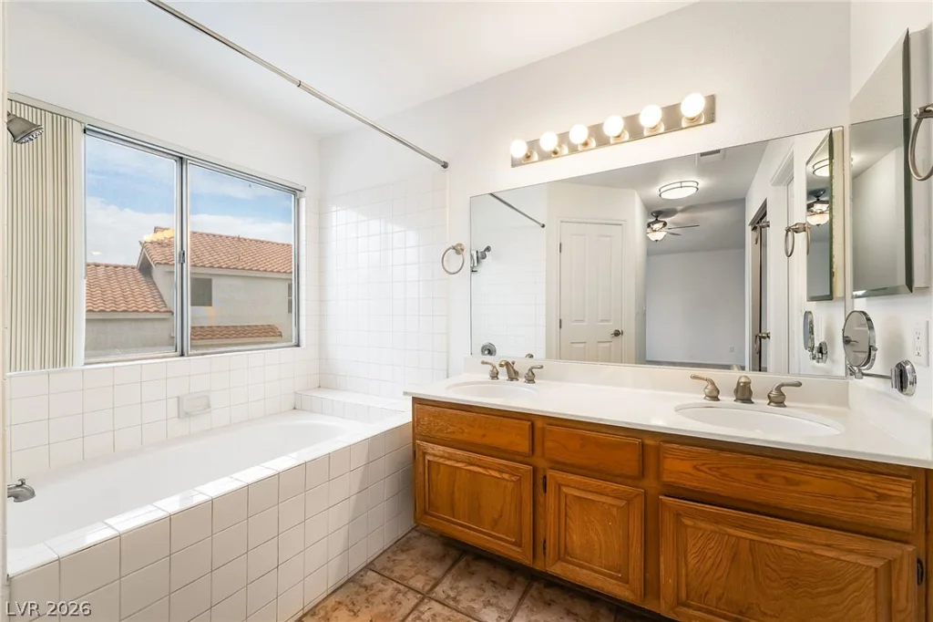 4767 Beaconsfield, Las Vegas, NV 89147
