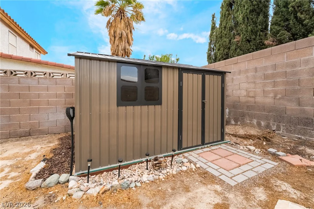4767 Beaconsfield, Las Vegas, NV 89147