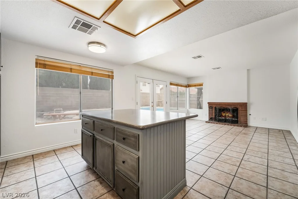 4767 Beaconsfield, Las Vegas, NV 89147