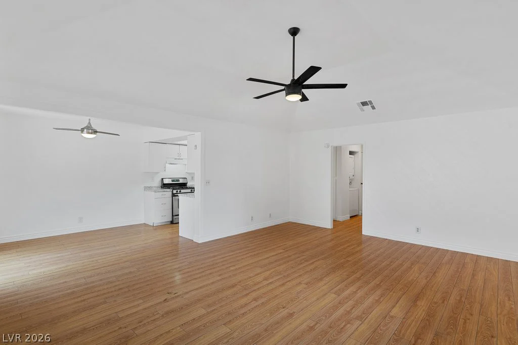 220 Shadybrook, Las Vegas, NV 89107