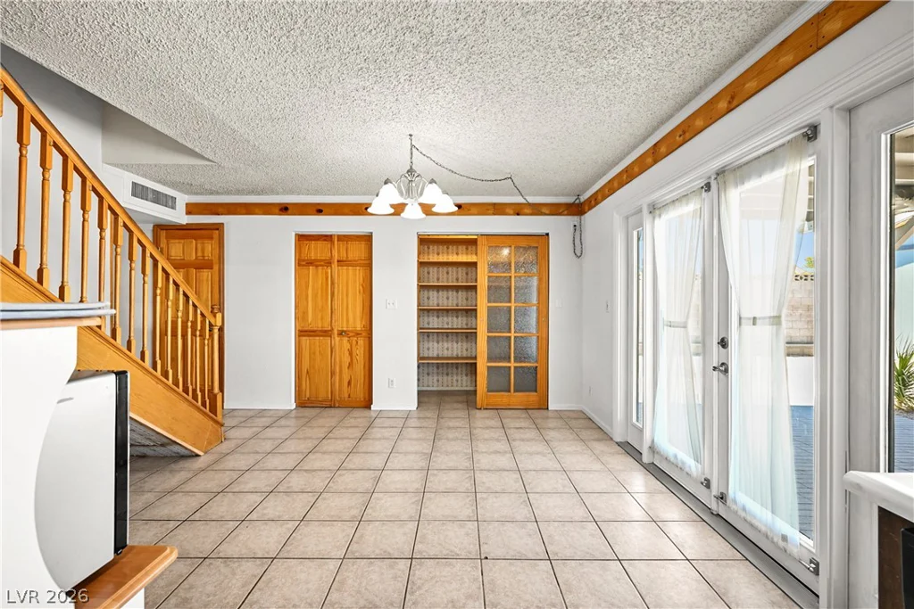 7100 Mountain Moss, Las Vegas, NV 89147