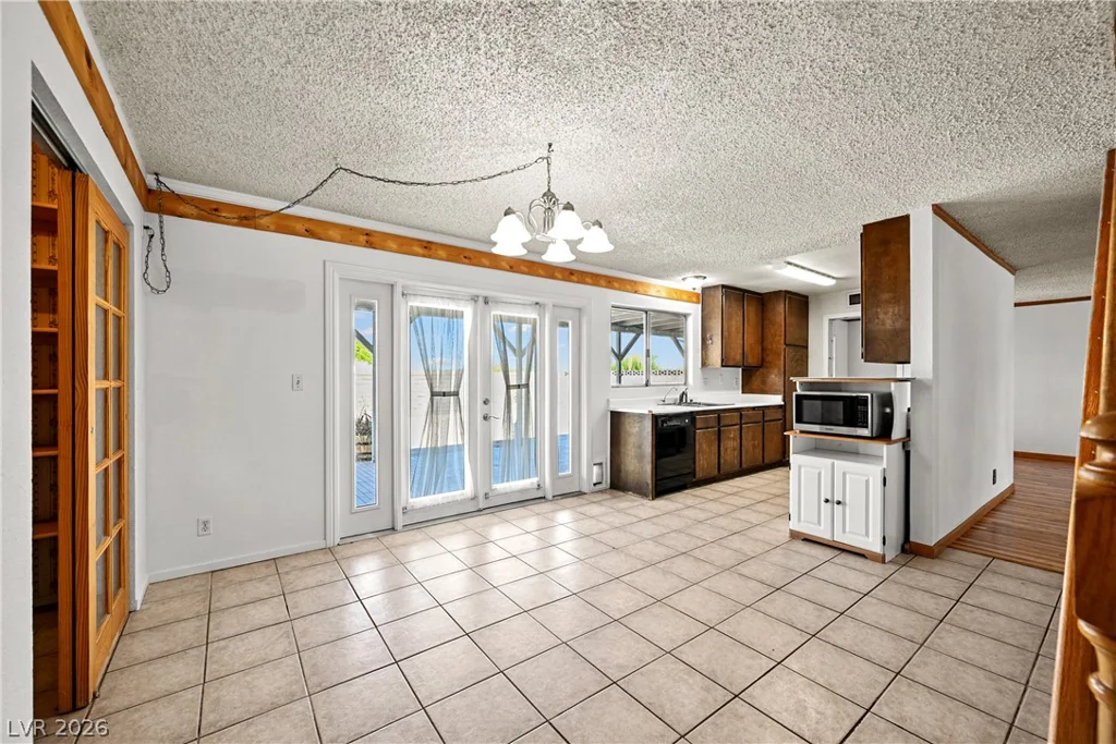 7100 Mountain Moss, Las Vegas, NV 89147