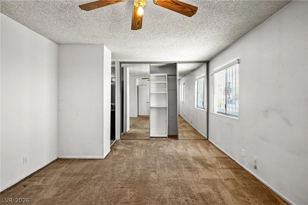 7100 Mountain Moss, Las Vegas, NV 89147