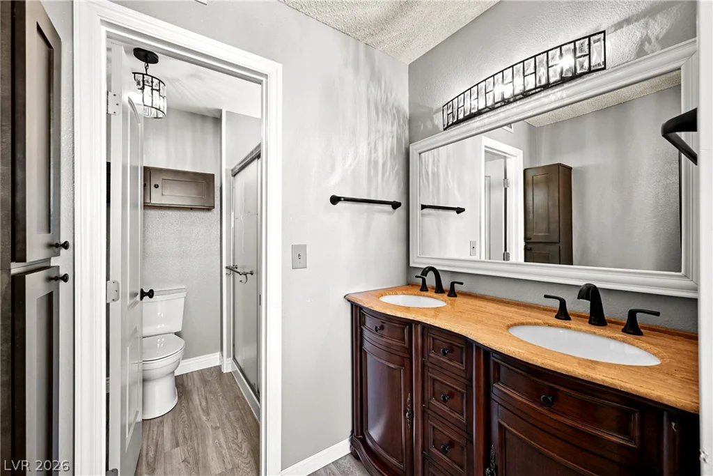 7100 Mountain Moss, Las Vegas, NV 89147