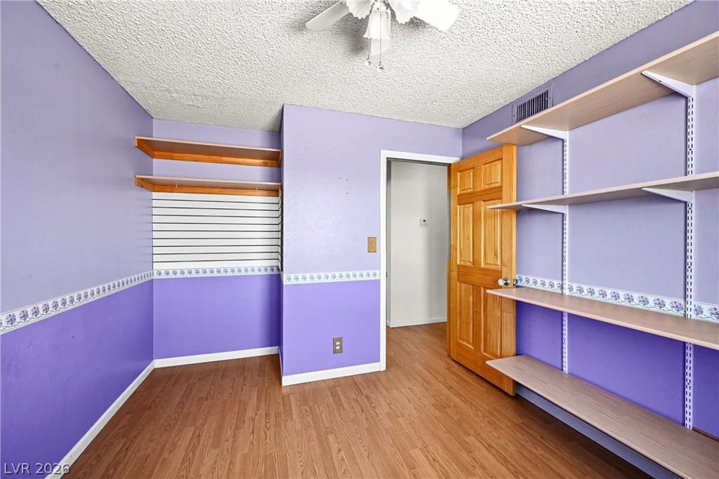 7100 Mountain Moss, Las Vegas, NV 89147