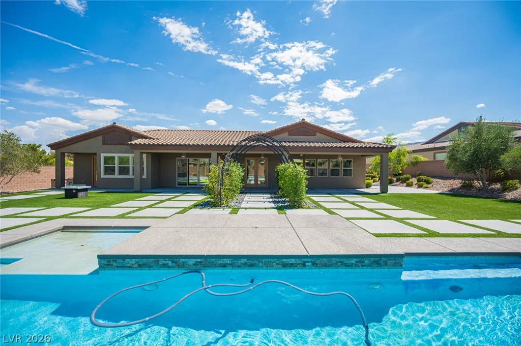 10300 Mystic Ledge, Las Vegas, NV 89149