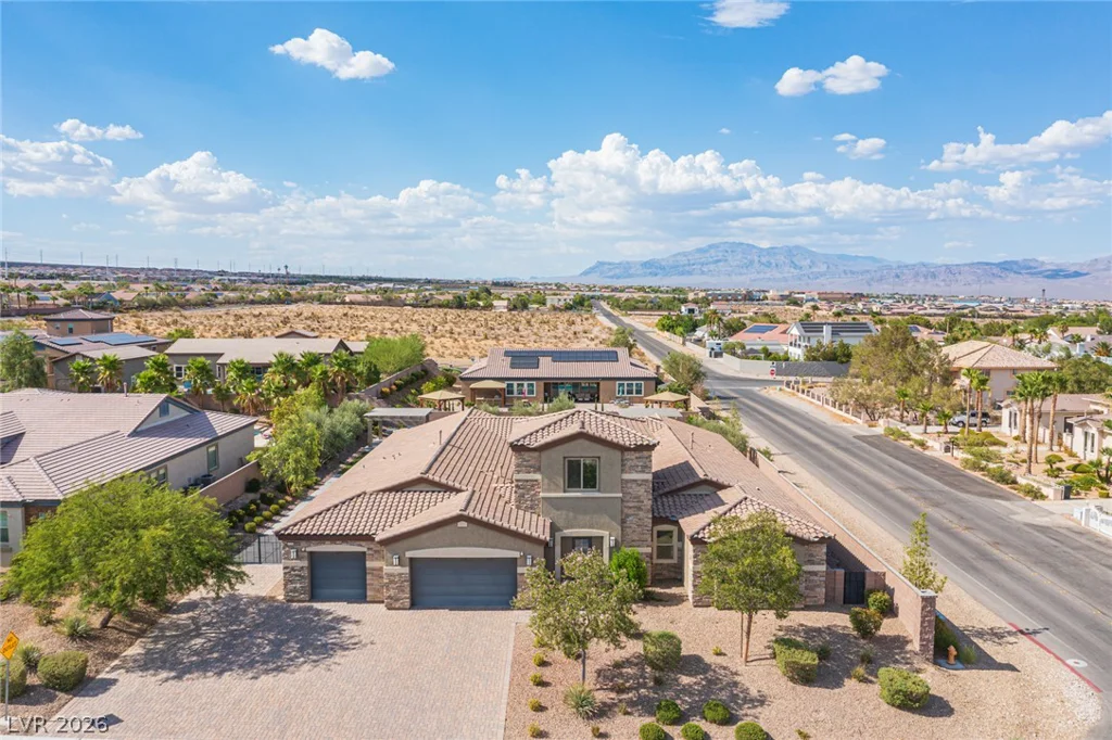10300 Mystic Ledge, Las Vegas, NV 89149
