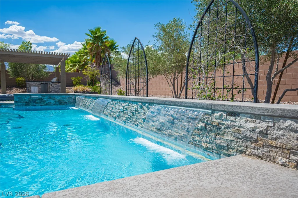 10300 Mystic Ledge, Las Vegas, NV 89149