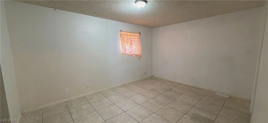4712 Rip Van Winkle, Las Vegas, NV 89102
