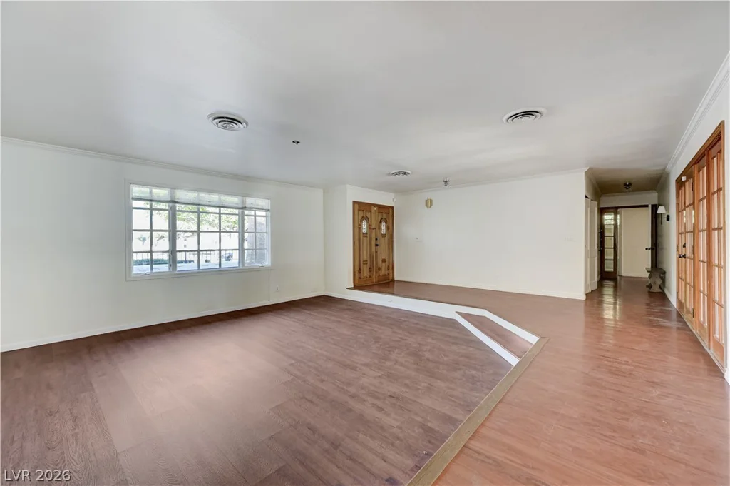 3689 Rosecrest, Las Vegas, NV 89121
