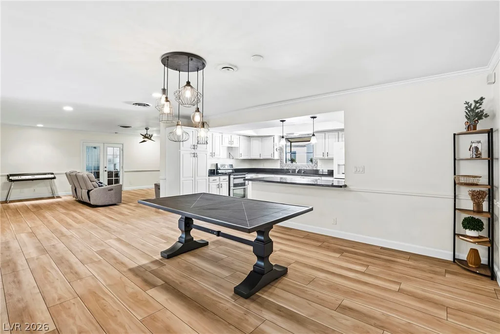 3689 Rosecrest, Las Vegas, NV 89121