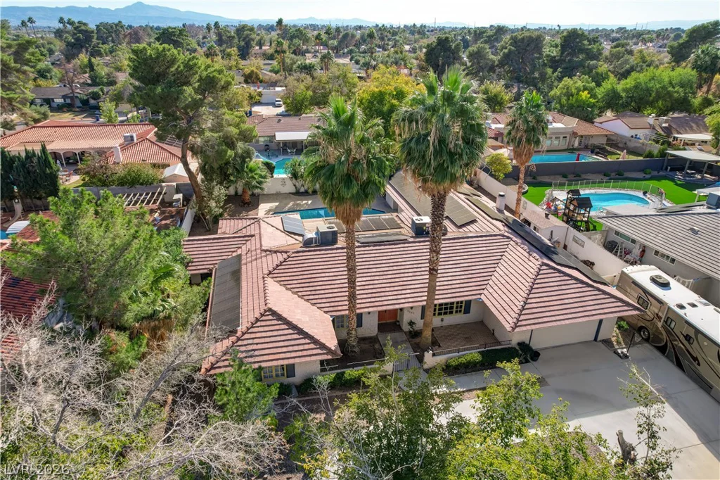 3689 Rosecrest, Las Vegas, NV 89121
