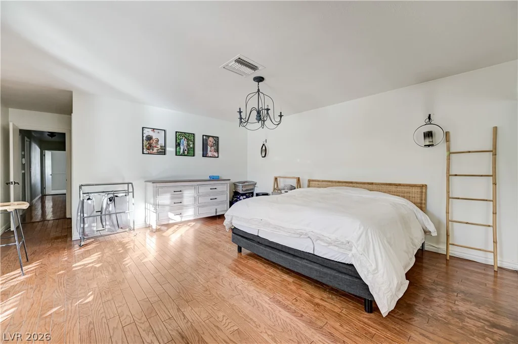 3689 Rosecrest, Las Vegas, NV 89121
