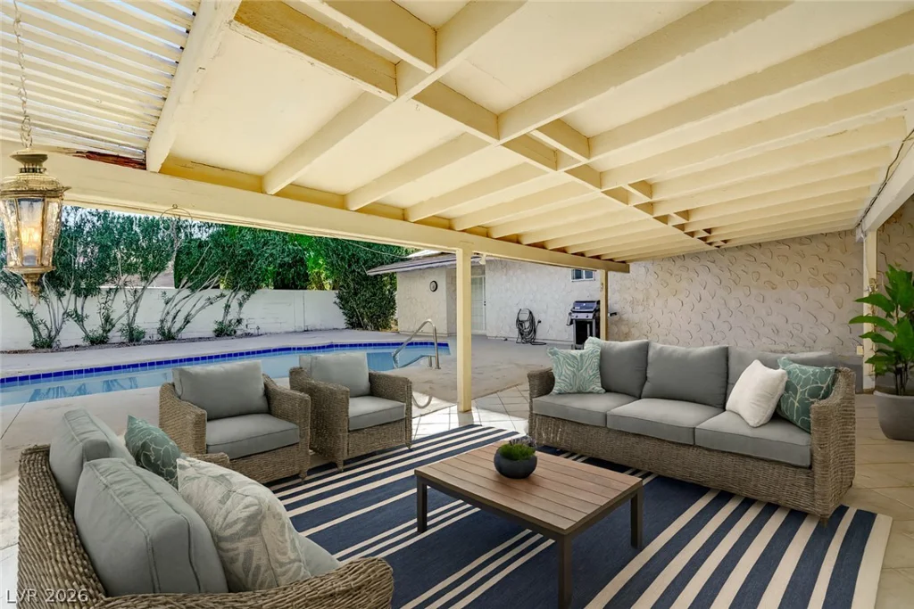 3689 Rosecrest, Las Vegas, NV 89121