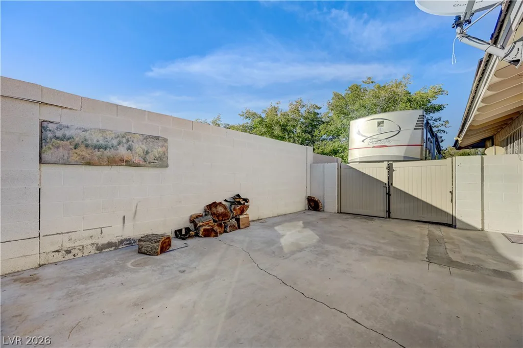 3689 Rosecrest, Las Vegas, NV 89121
