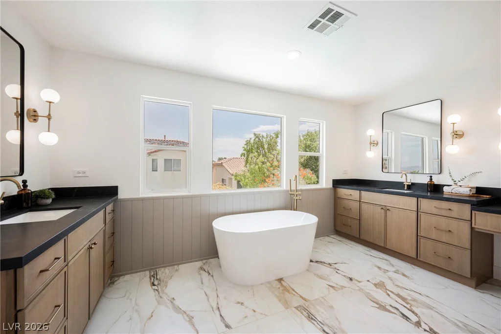 9369 Thunder Basin, Las Vegas, NV 89149