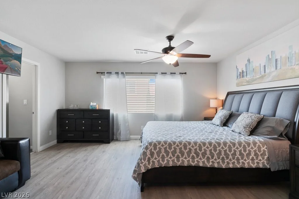 7293 Puffer Lake, Las Vegas, NV 89118
