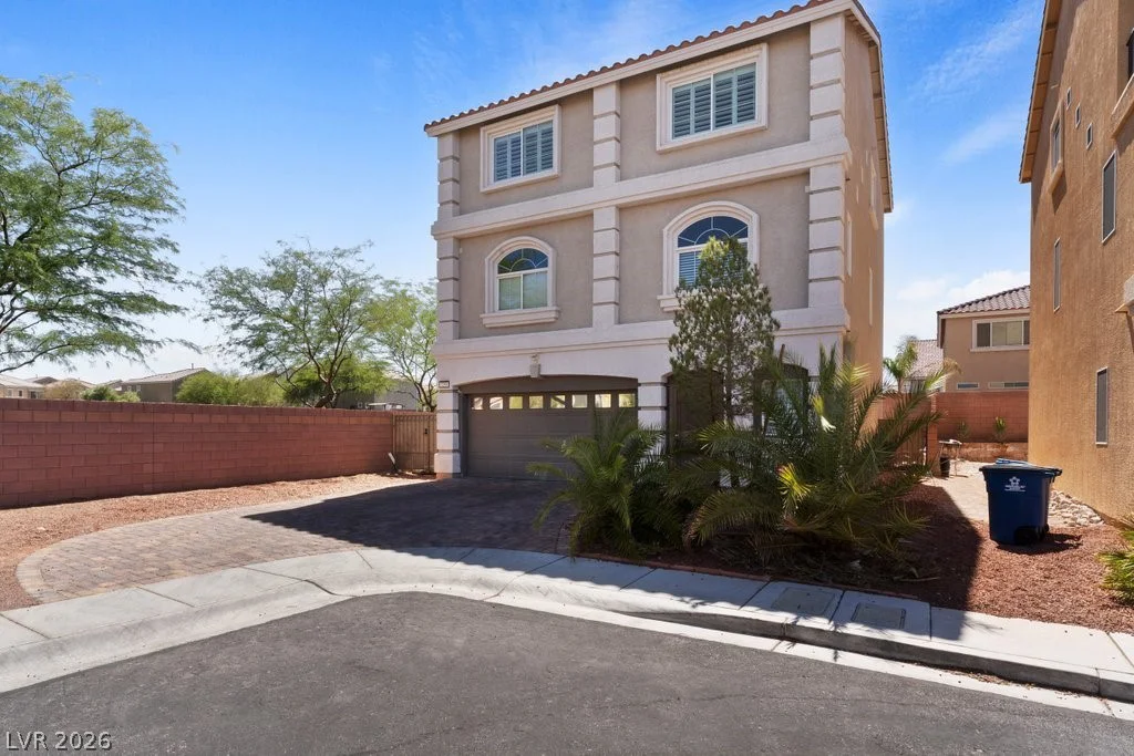 7293 Puffer Lake, Las Vegas, NV 89118