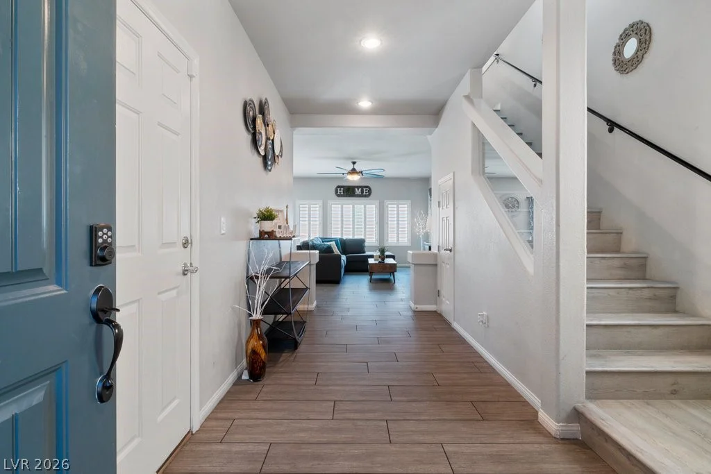 7293 Puffer Lake, Las Vegas, NV 89118