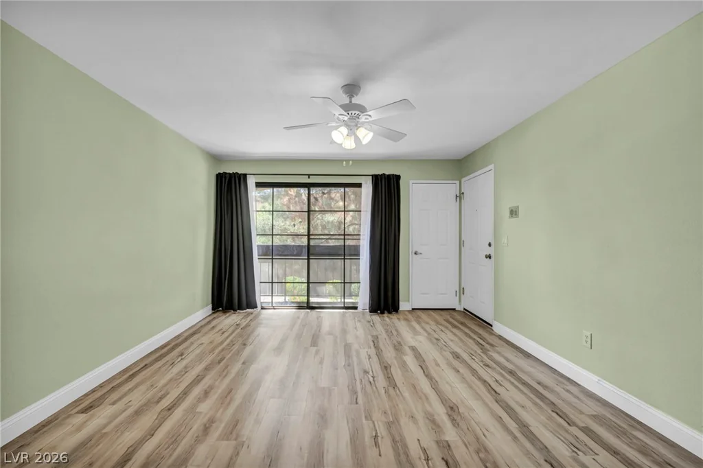 5118 Jones, Las Vegas, NV 89118