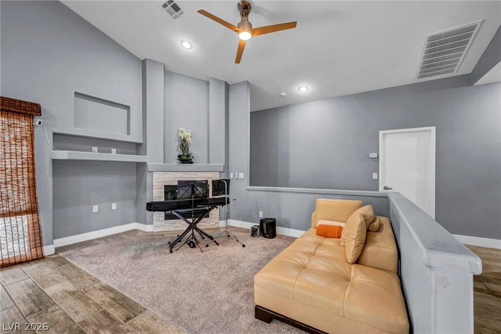 2421 Sunrise Springs, North Las Vegas, NV 89031