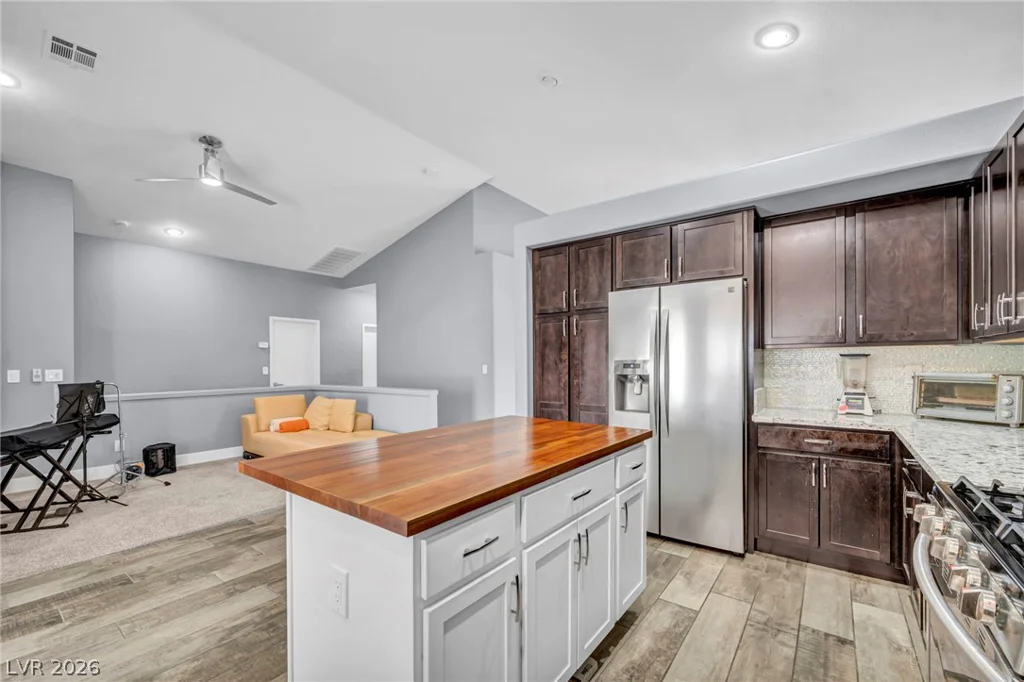 2421 Sunrise Springs, North Las Vegas, NV 89031