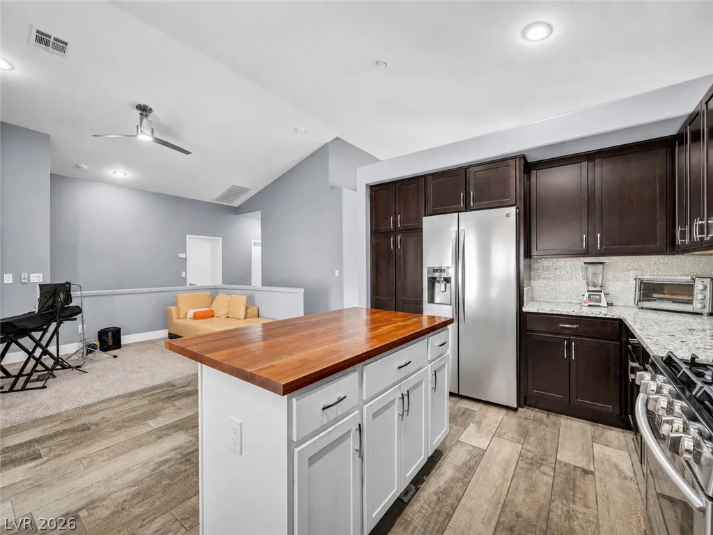 2421 Sunrise Springs, North Las Vegas, NV 89031