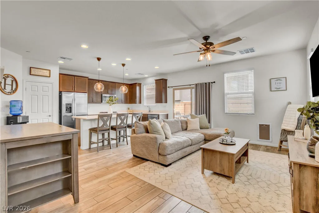 688 Bamboo Bend, Henderson, NV 89011