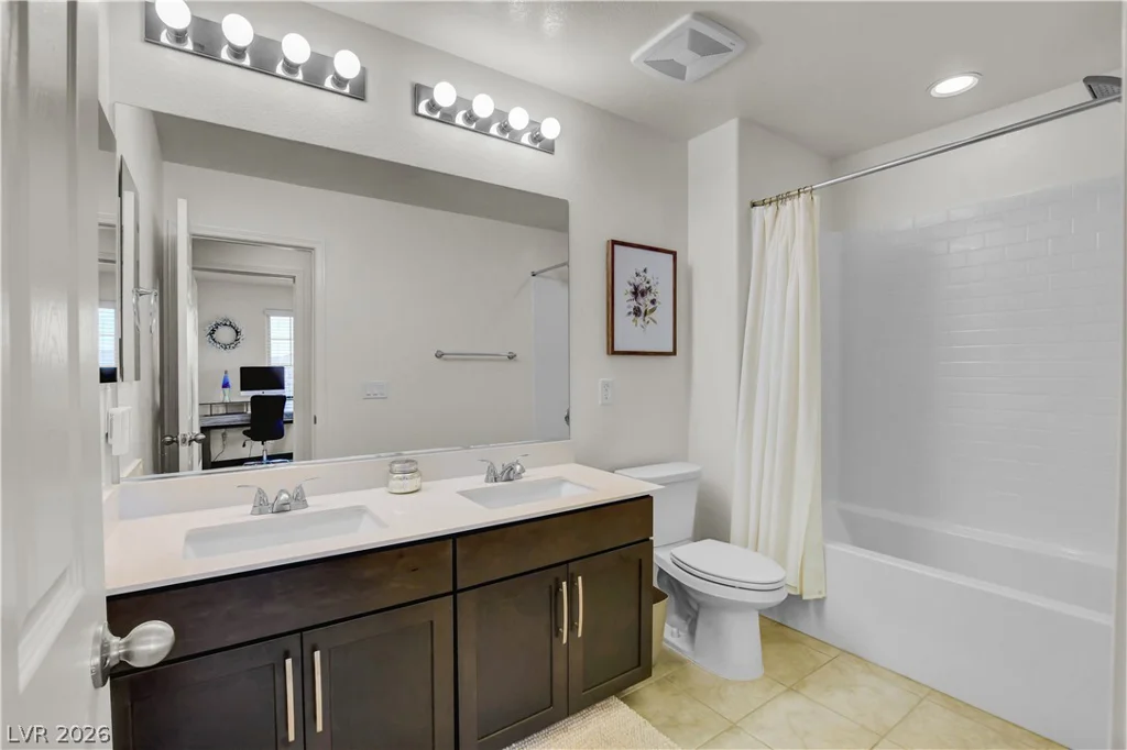 688 Bamboo Bend, Henderson, NV 89011