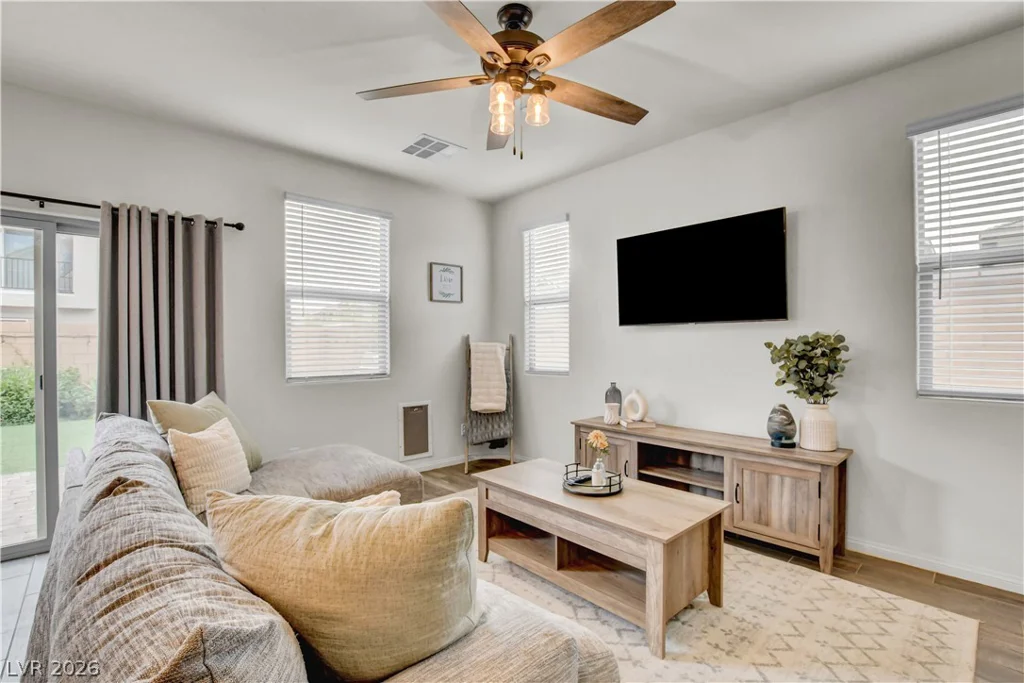 688 Bamboo Bend, Henderson, NV 89011