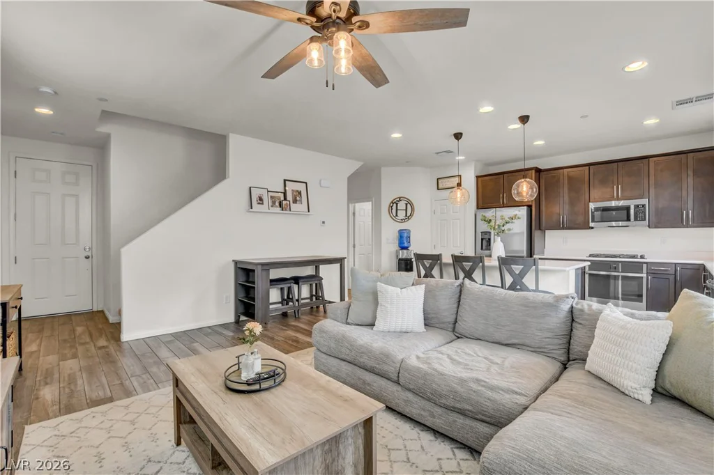 688 Bamboo Bend, Henderson, NV 89011