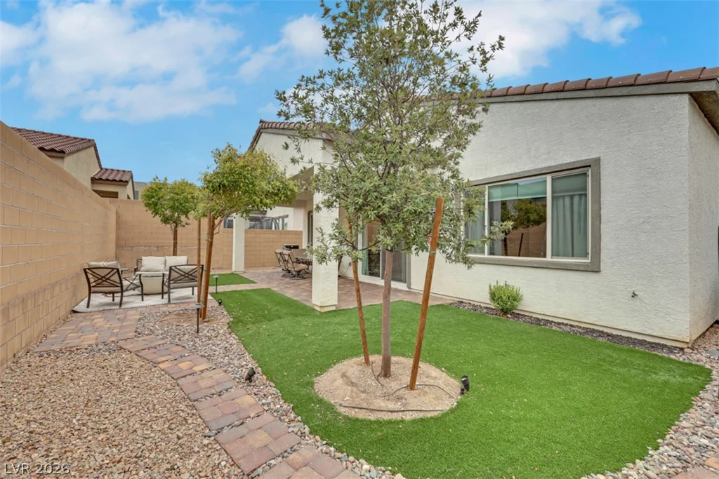 812 Klamath Springs, Henderson, NV 89011