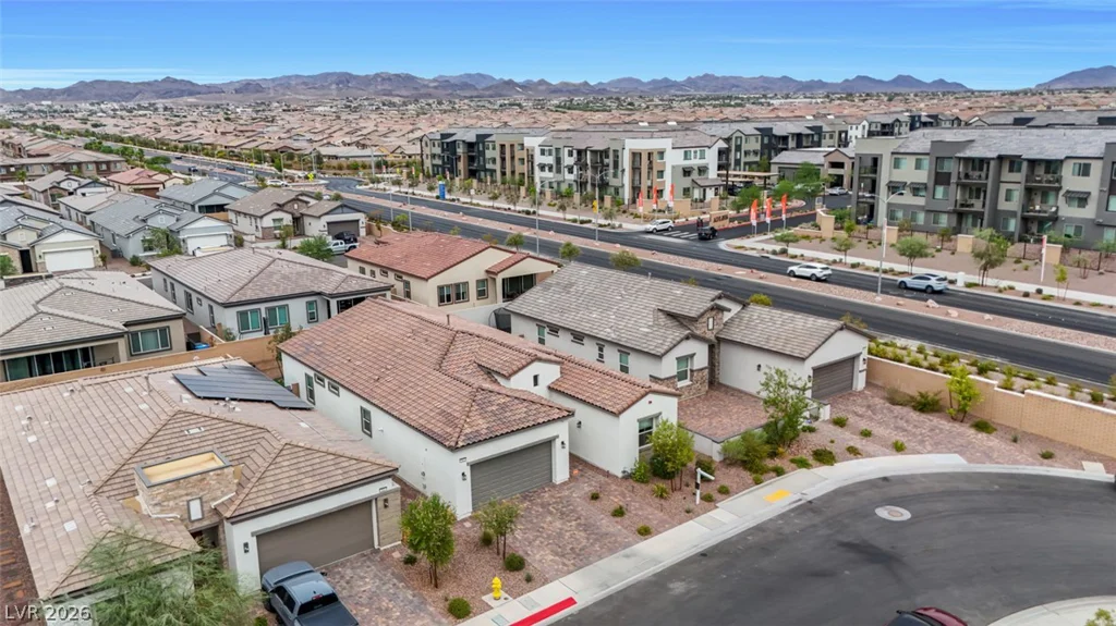812 Klamath Springs, Henderson, NV 89011