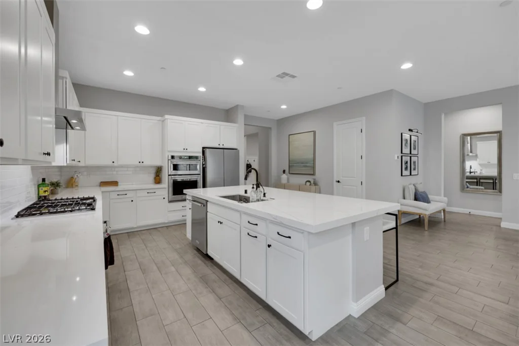 812 Klamath Springs, Henderson, NV 89011