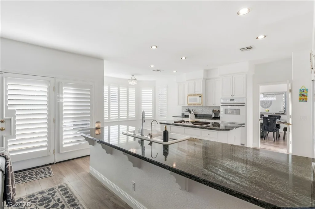 2496 Ram Crossing, Henderson, NV 89074