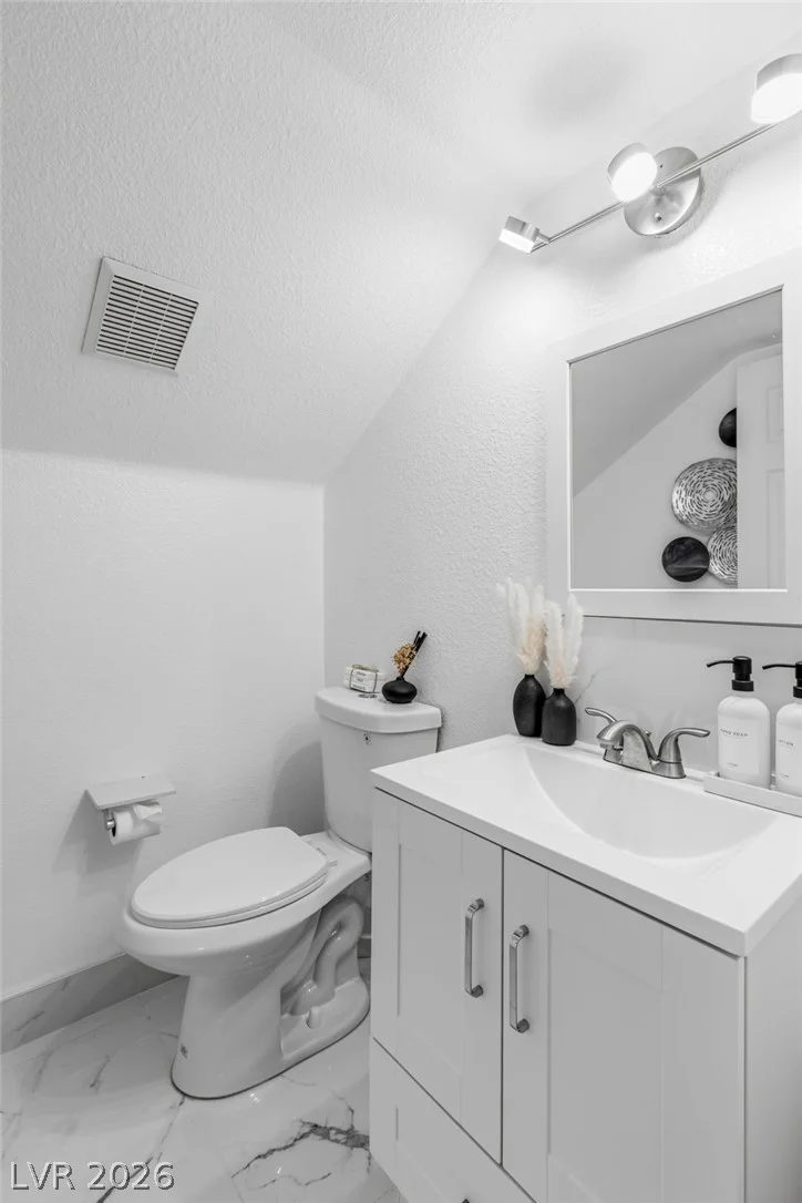 2496 Ram Crossing, Henderson, NV 89074
