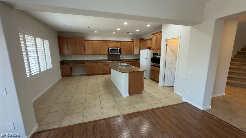 7672 DIABLO, Las Vegas, NV 89113