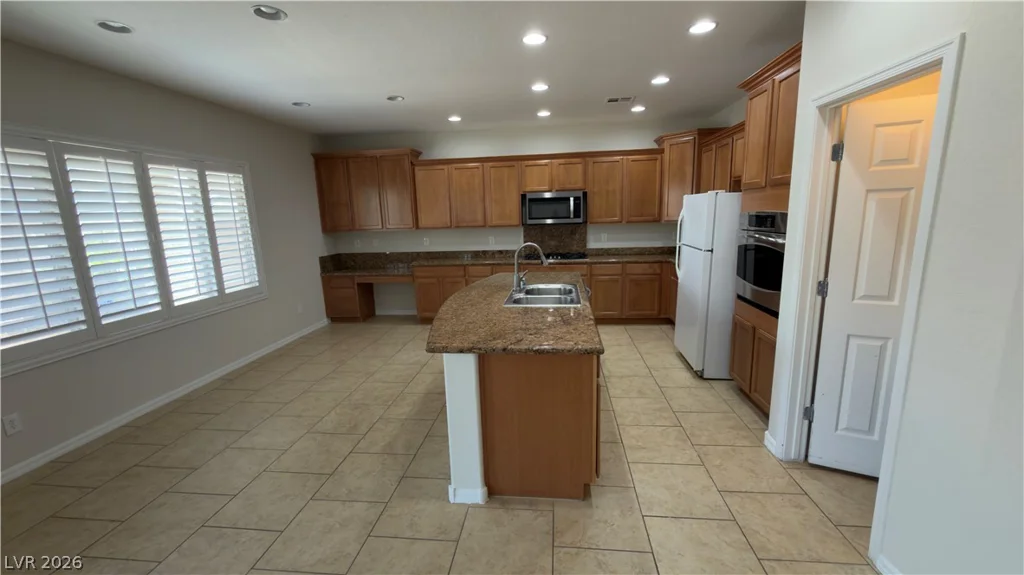 7672 DIABLO, Las Vegas, NV 89113
