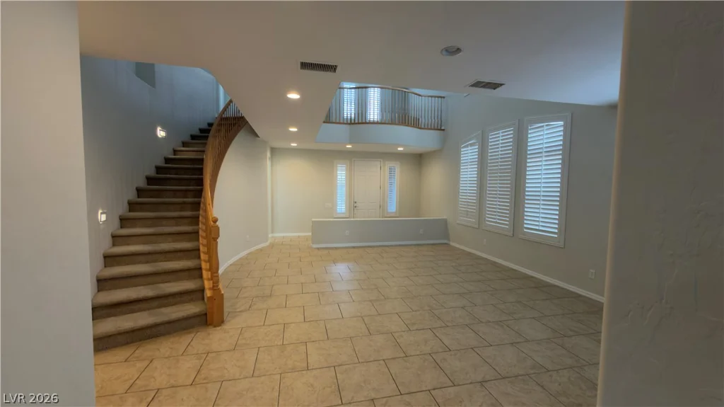 7672 DIABLO, Las Vegas, NV 89113