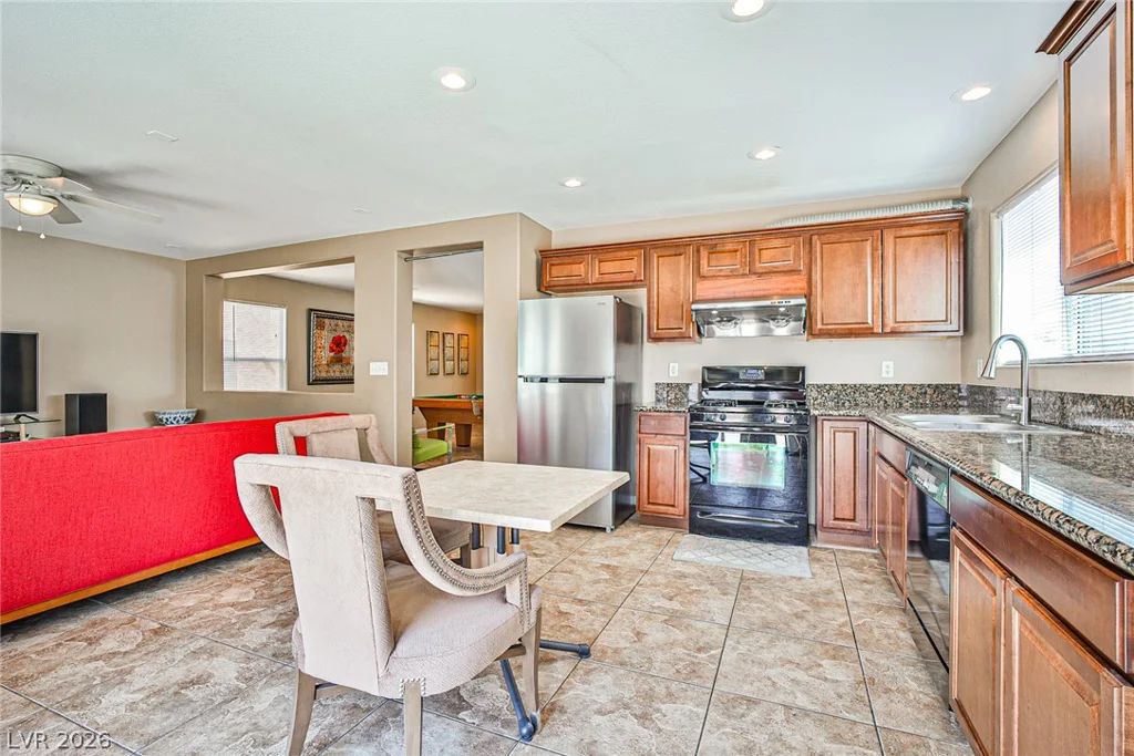9965 Lorian, Las Vegas, NV 89183