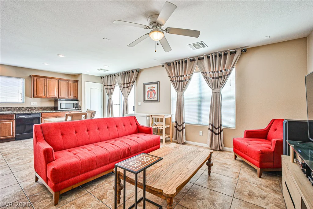 9965 Lorian, Las Vegas, NV 89183