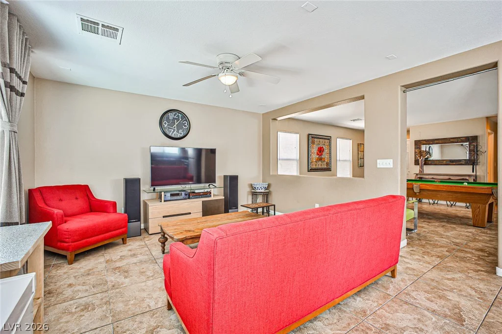 9965 Lorian, Las Vegas, NV 89183
