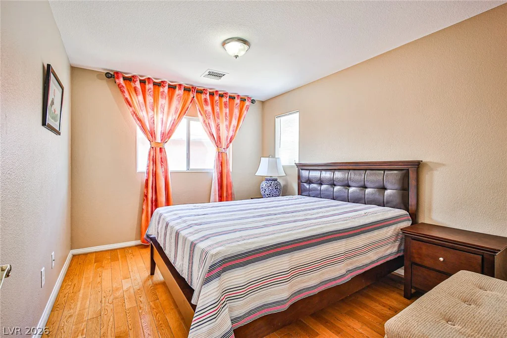 9965 Lorian, Las Vegas, NV 89183
